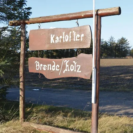 Three-bedroom Holiday In Ferienhaus *