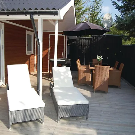 Three-bedroom Holiday In Ferienhaus *