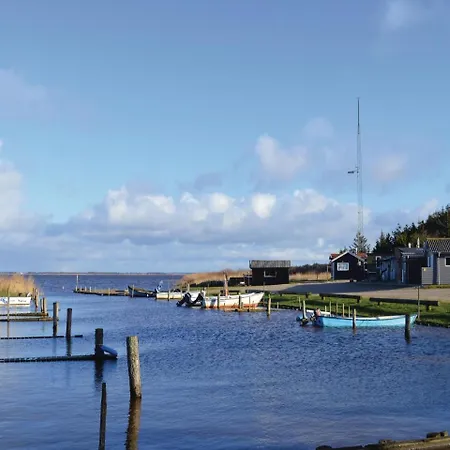 Three-bedroom Holiday In Ferienhaus Ulfborg