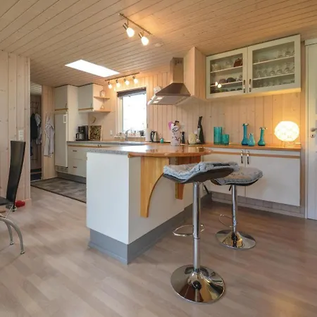 Ferienhaus Three-bedroom Holiday In