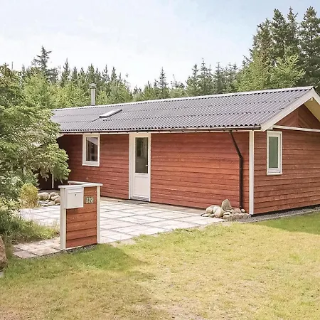 Ferienhaus Three-bedroom Holiday In Ulfborg